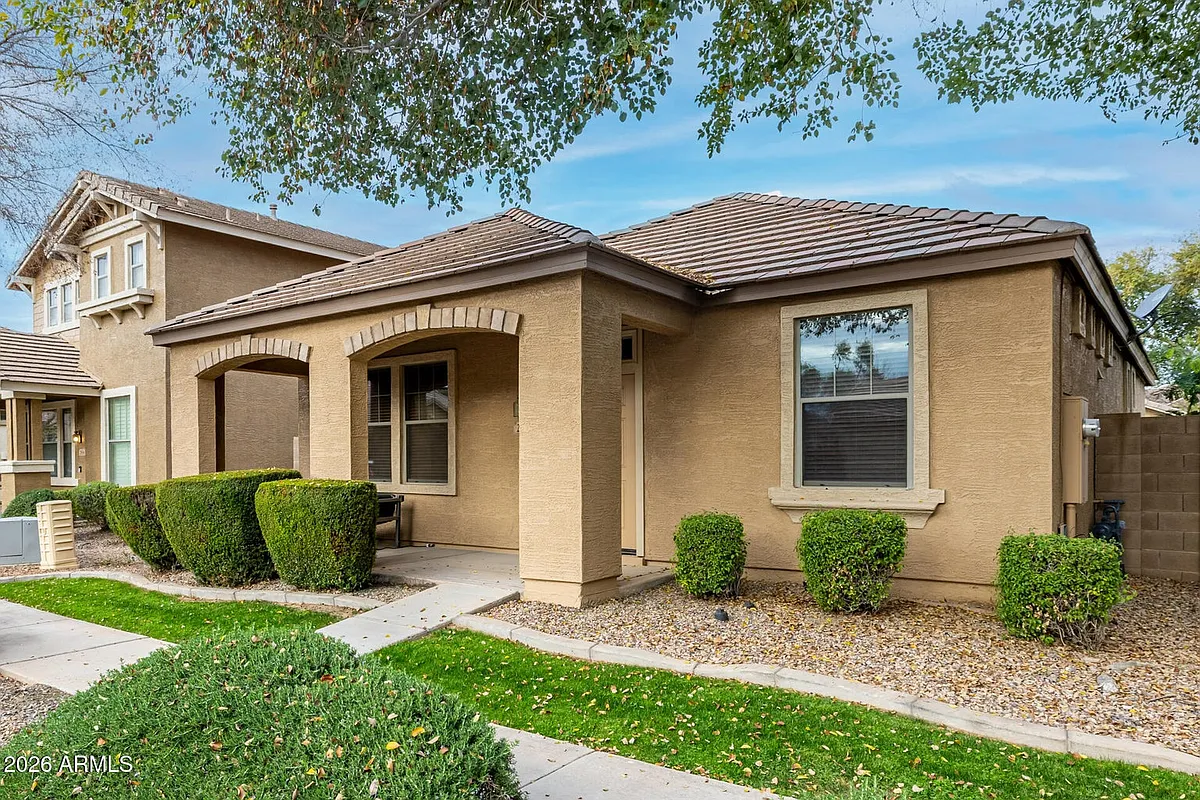 Building Photo - 2854 S Peel Dr