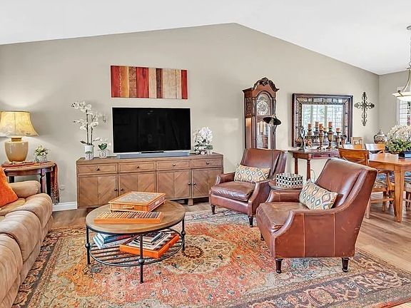 4th image of 3885 Catamarca Dr
