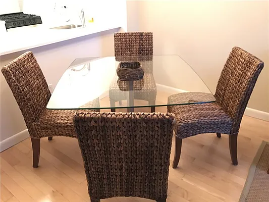 Rented by R New York | media 27