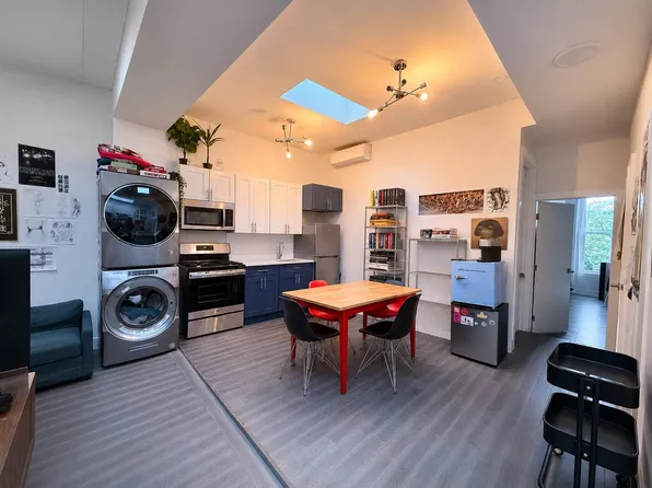 415 Rogers Avenue image 1 of 10