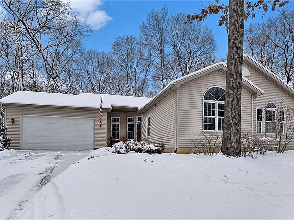 2nd image of 7557 Stoney Creek Dr