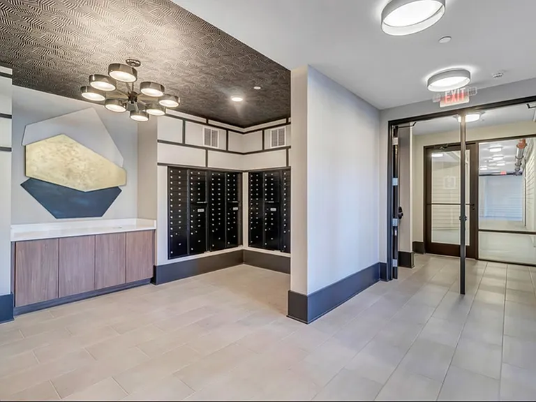 Nexus Brandon Apartments — Photo 63