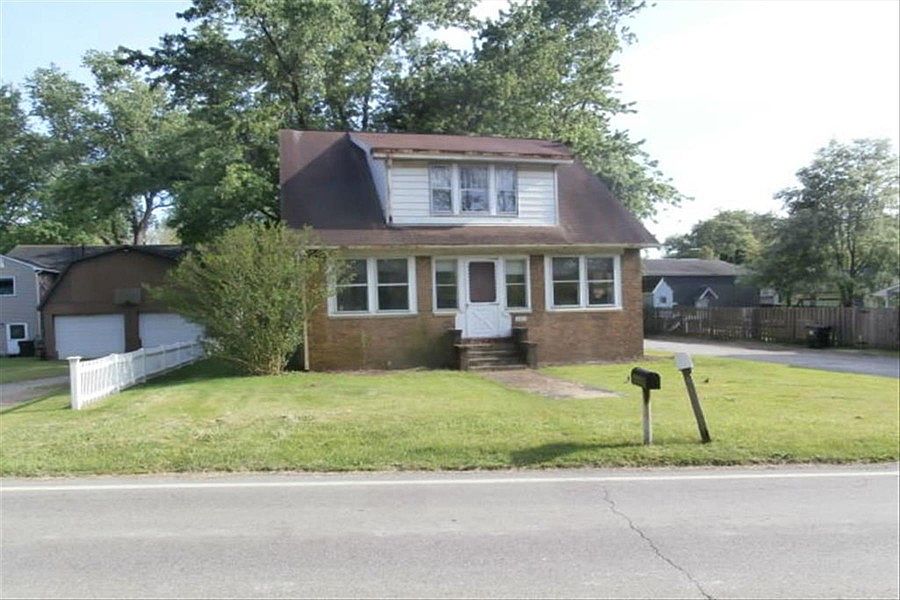 1st image of 603 1/2 Bacon Ave