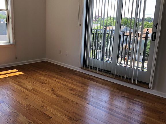 4th image of 26 Ash St #1