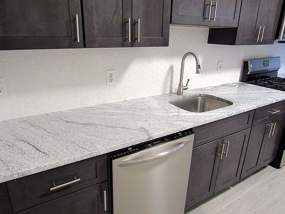 5th image of 75 Glenridge Ave APT 1
