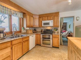 5 Ruthellen Rd, Hudson, MA 01749