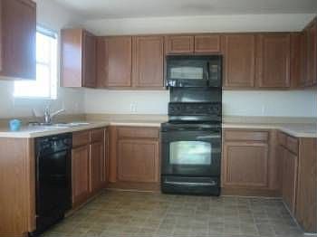 2nd image of 313 Brown St