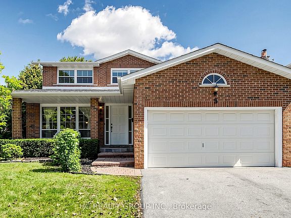 2nd image of 5 Standish Cres