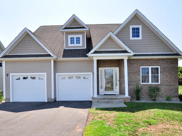 64 Windermere Village Road #64, Ellington, CT 06029