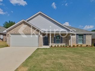 779 Park Ln, Prattville, AL 36067