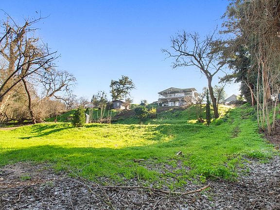 4th image of 13355 Lancaster Rd