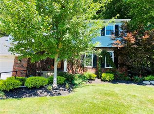 2570 Corvette Dr, Erie, PA 16510