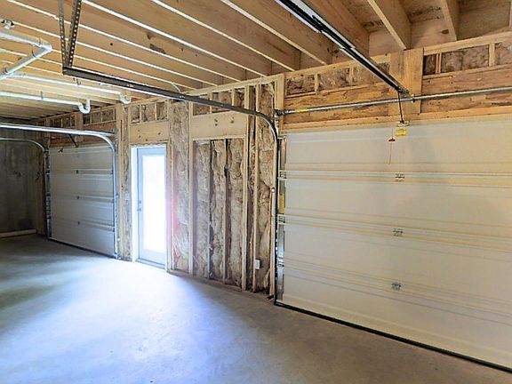 Previously built home based on this plan. Photos not of current home. Upgrades may be pictured.