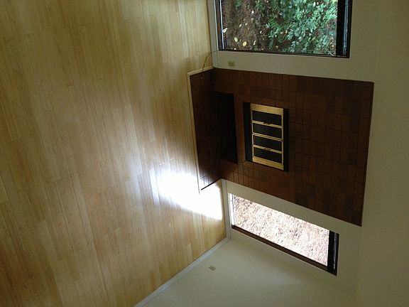 Great hardwoods throughout