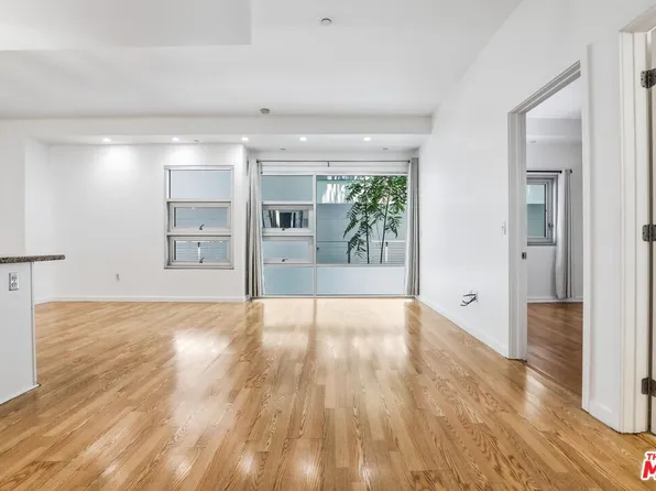 630 W 6th St APT 310, Los Angeles, CA 90017
