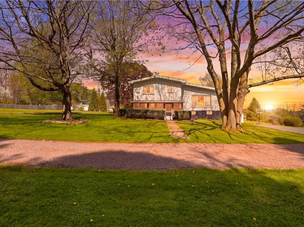 171 Holly Ln, Somerset, PA 15501