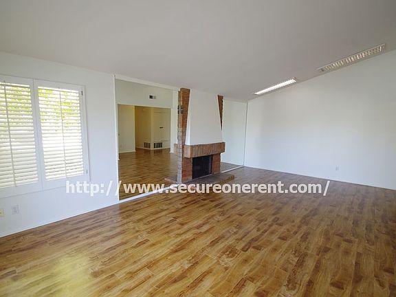 5th image of 30744 Mainmast Dr