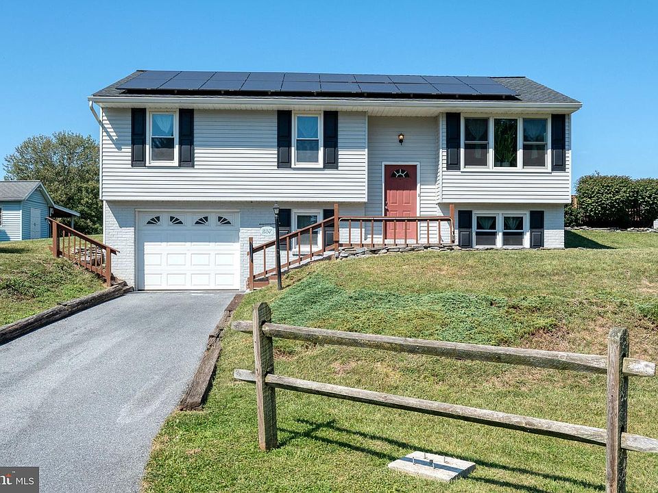 1st image of 237 Buttonwood Dr