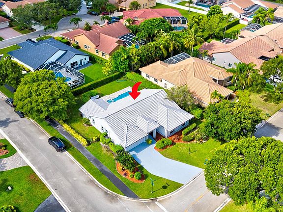 3rd image of 10602 NW 49th Place