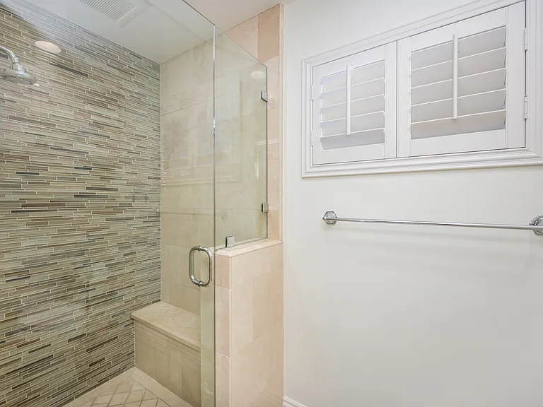 1706 W Oceanfront — Photo 40