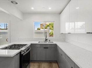 317 E 97th St #1, Inglewood, CA 90301