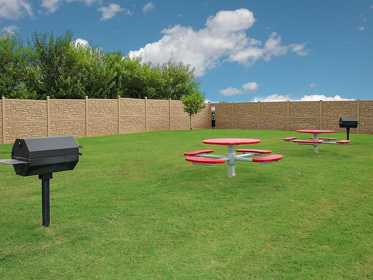 Capitol on 28th - Bark Park