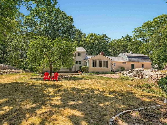 4th image of 140 Pioneer Road
