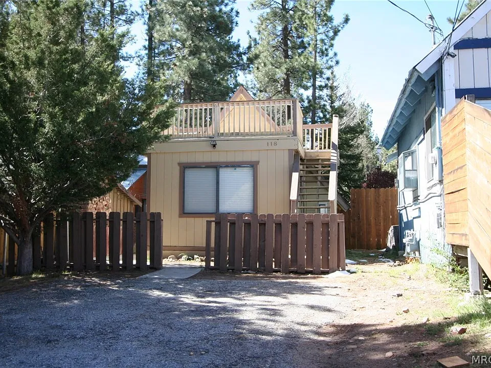 118 W Sherwood Blvd
