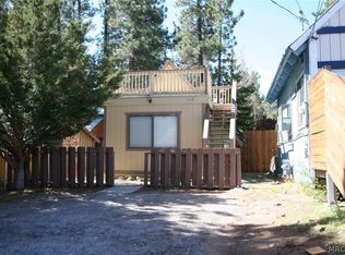 118 W Sherwood Blvd, Big Bear City, CA 92314