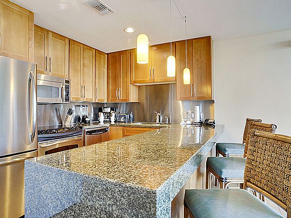 2nd image of 2060 Beach Blvd