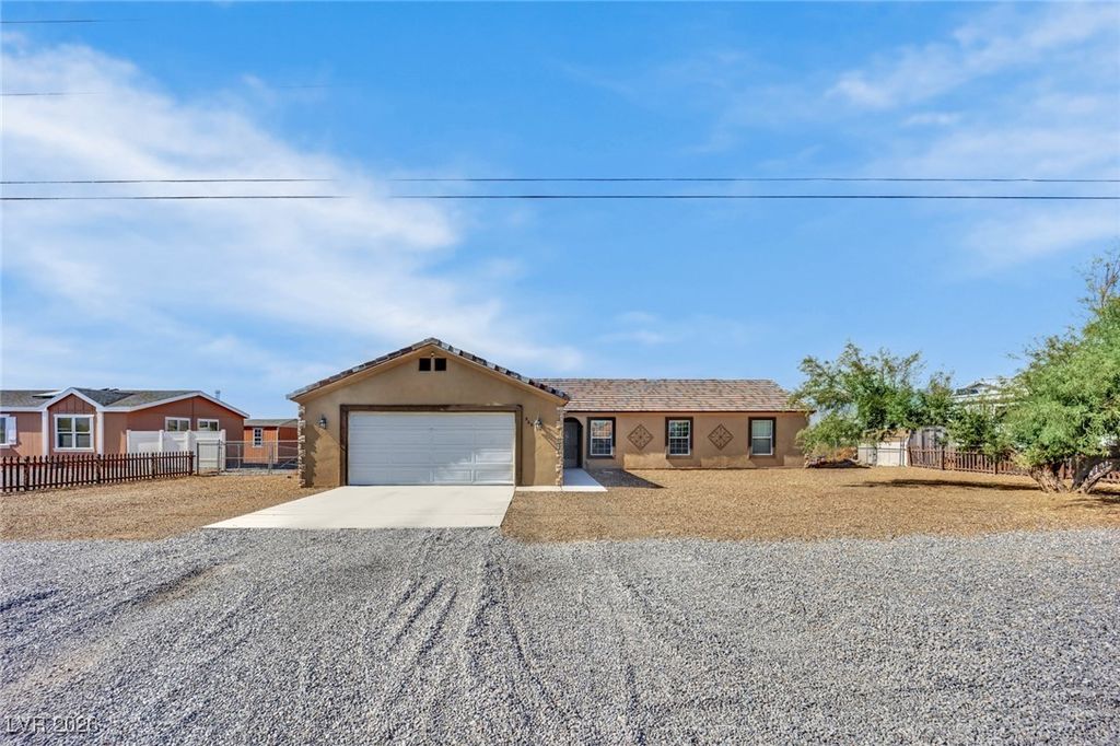 200 W Eton St, Pahrump, NV - View 4