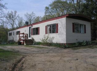 18231 S River Rd, Three Rivers, MI 49093