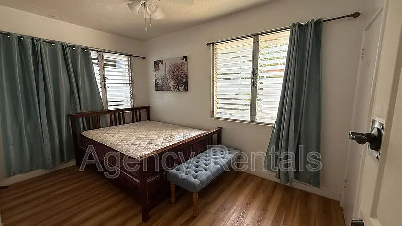 Studio, $1,100 — Photo 2