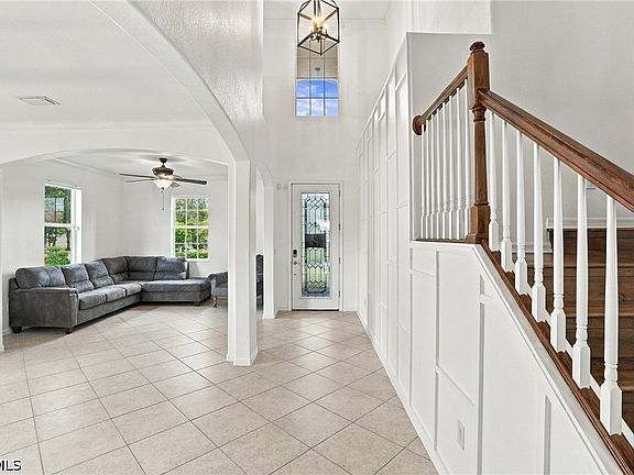 5th image of 2446 Heydon Cir E