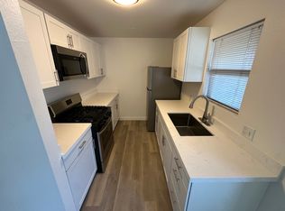 1511 Bath St #10, Santa Barbara, CA 93101