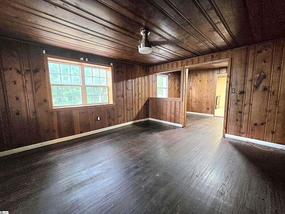 5th image of 21 N Haven Dr