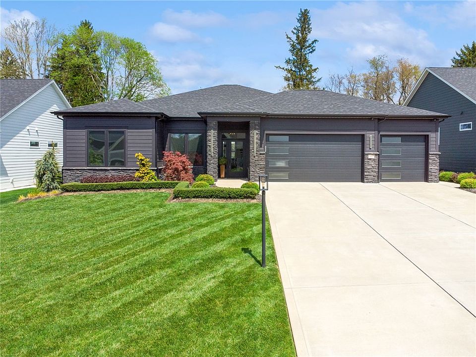 1st image of 1007 Honey Locust Dr