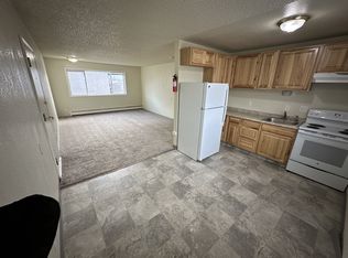 1353 W 27th Ave #1, Anchorage, AK 99503