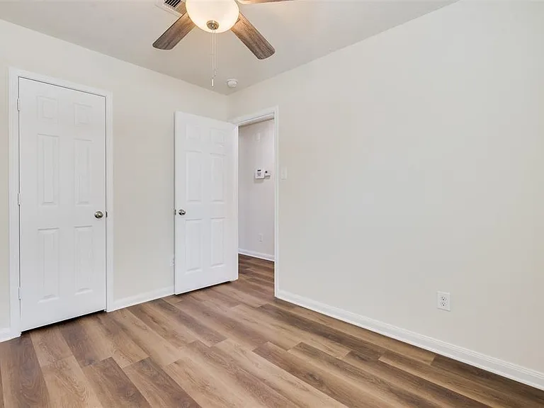 26918 Graybill Ct — Photo 17