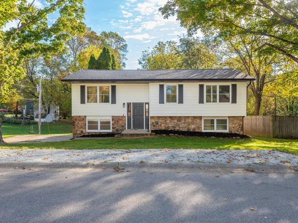 100 N Langley Dr, Ellettsville, IN 47429
