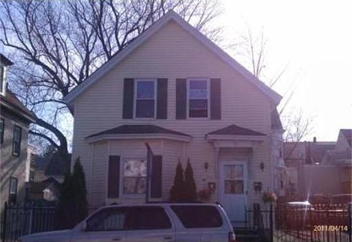 2nd image of 66 Warren St