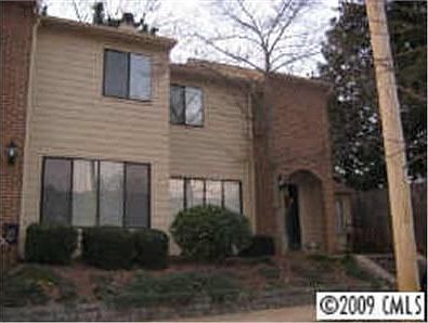 1st image of 407 E Broad St