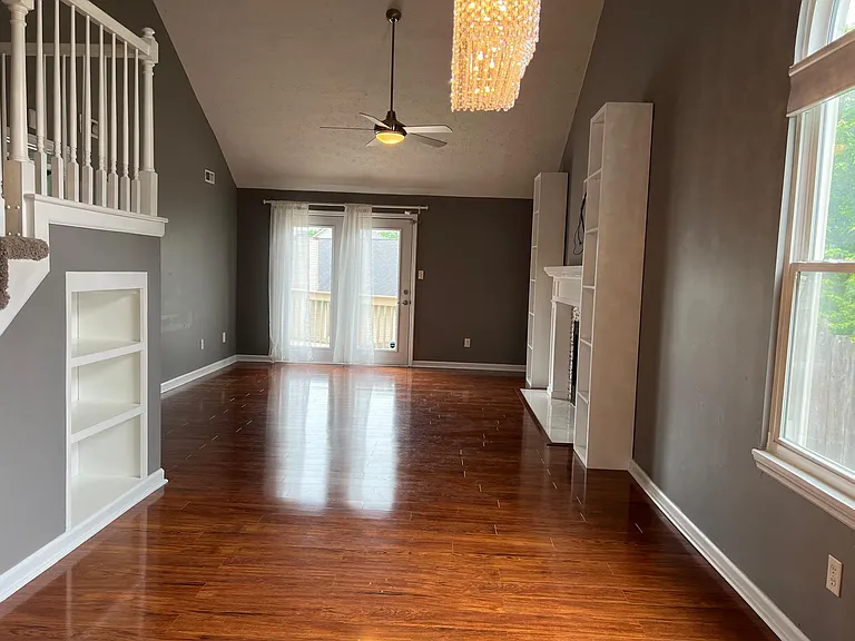 709 Smugglers Notch Dr — Photo 24