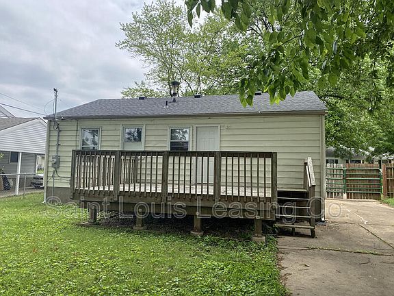 5th image of 1195 Saint Patrice Ln