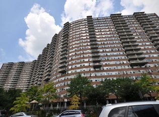 215 Park Row APT 2H, New York, NY 10038