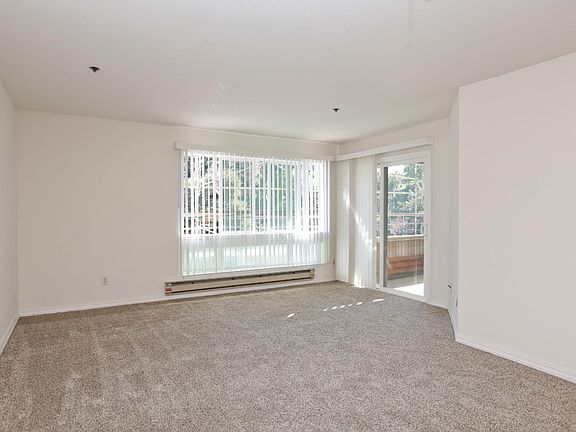 3rd image of 1271 Poplar Ave APT 205