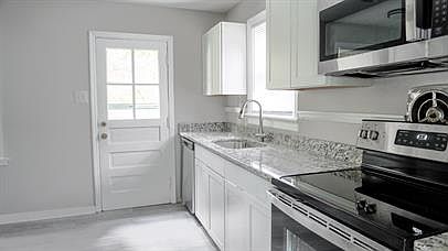 5th image of 1714 Glenview Rd