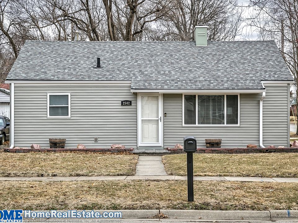 1st image of 2542 S 52nd St