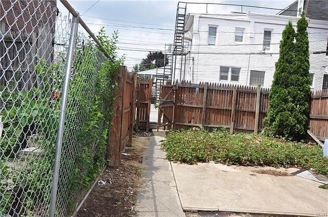 2nd image of 1307 W Hamilton St