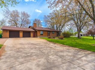 6864 Dairyland Ln, Rudolph, WI 54475